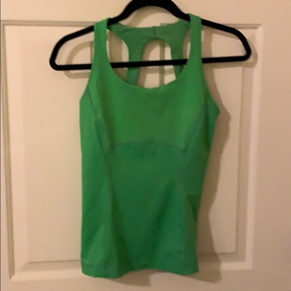 Lululemon sz 8 green yoga top.